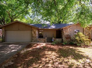 3 Hawthorne Dr, Conway, AR 72034