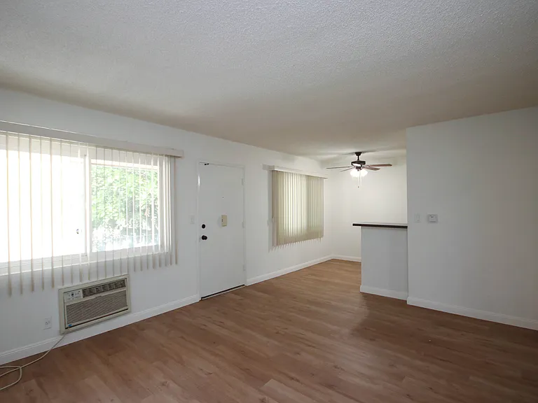 304 N Garfield Ave #G — Photo 5
