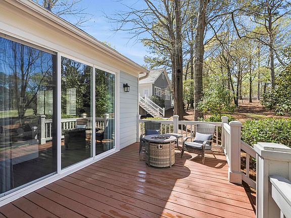 5th image of 208 Beech Haven Ln