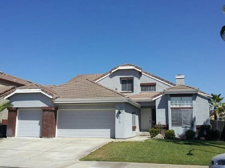 2475 Santa Barbara Ct photo 1