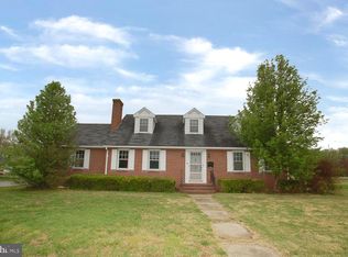 243 Delaware Ave, Harrington, DE 19952