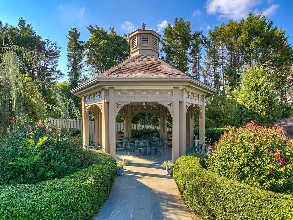 11224 Sorrel Ridge Ln, Oakton, VA 22124 Zillow