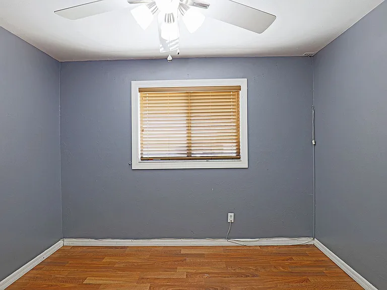 3818 SW 7th Pl — Photo 6