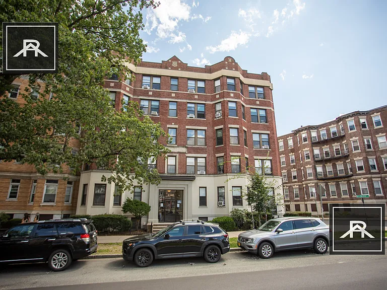 1340 Commonwealth Ave #B — Photo 11