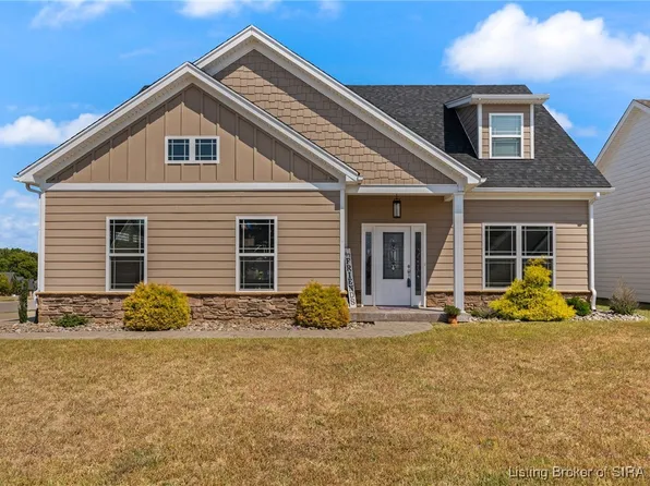 1034 Villas Court, Greenville, IN 47124