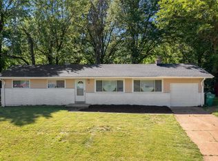 11579 Joslyn Ct, Saint Louis, MO 63138