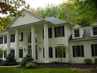 5th image of 1803 Forest Oaks Dr