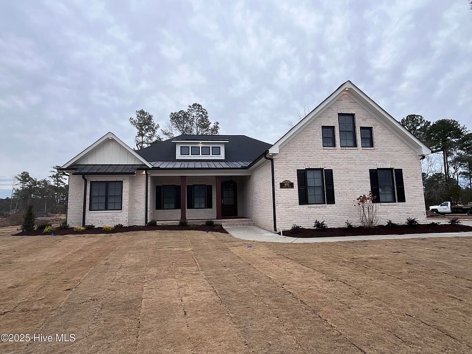 1st image of 805 Rupert Drive