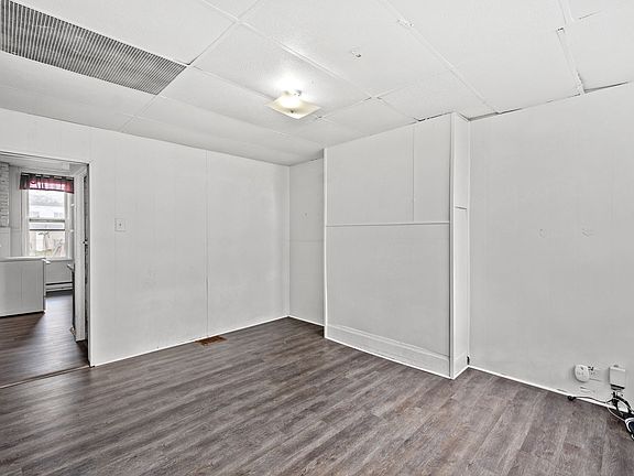 3rd image of 200-212 3rd St #210