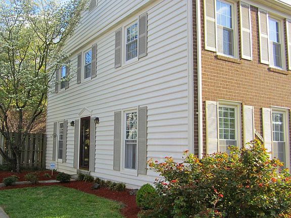 2nd image of 9338 Bremerton Way