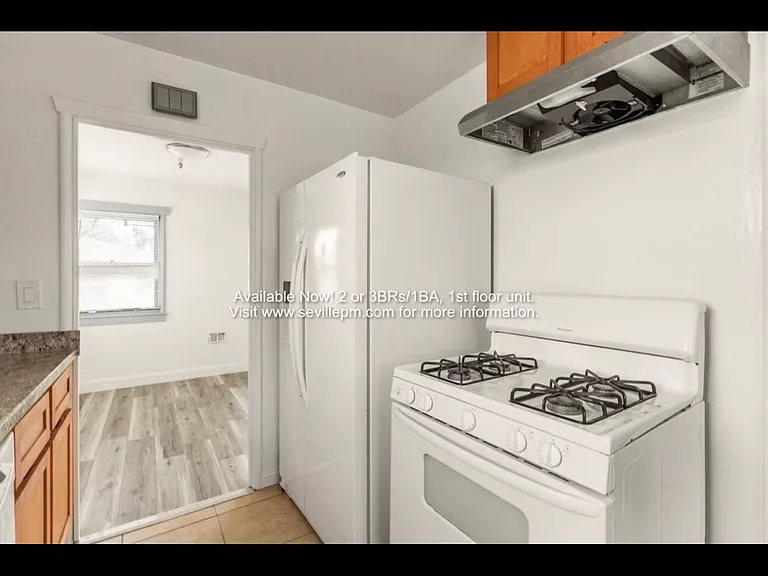 8428 Dowling St — Photo 4