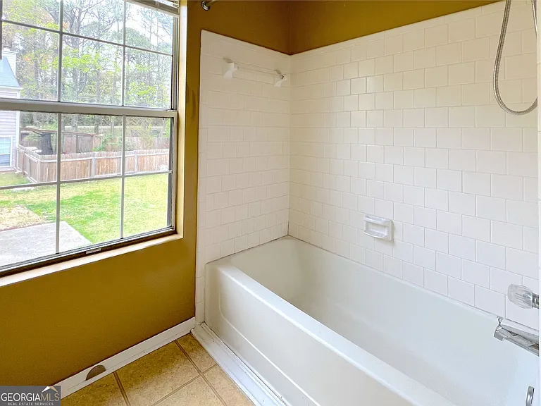 790 Hampton Hill Ct — Photo 14