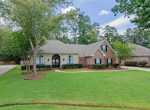 3rd image of 232 Delta Dr