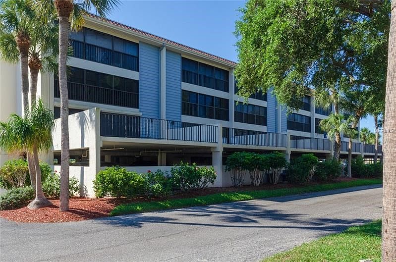 Unit 212 is the second one from the left.  Huge sun deck!