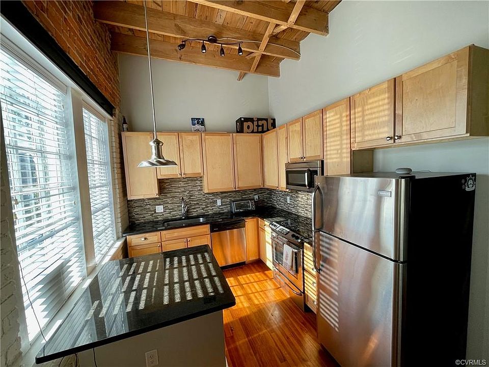 1st image of 16 N Vine St APT 201