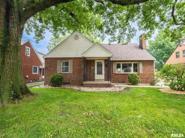 2315 W Sherman Ave, Peoria, IL 61604
