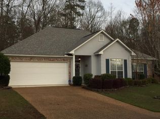 411 Old Town Cir, Brandon, MS 39042