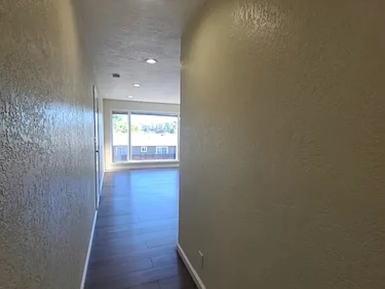 1830 Richardson St #4 — Photo 14