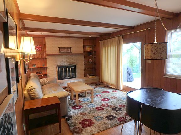 Family Room 1