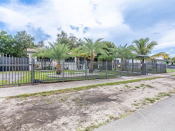 4th image of 1262 NW 172nd Ter