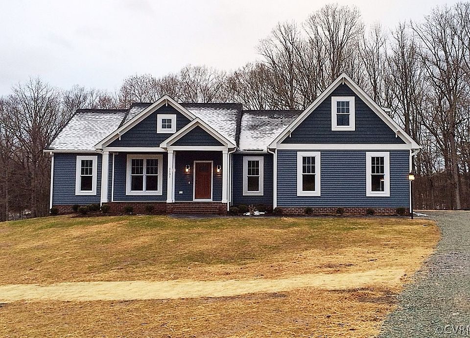 1st image of 1131 Sparrows Lane Dr