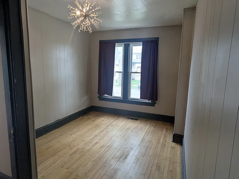 205 W Ring St #1 — Photo 6