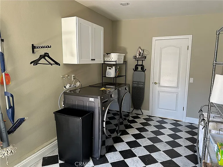 3601 Sausalito Dr — Photo 22