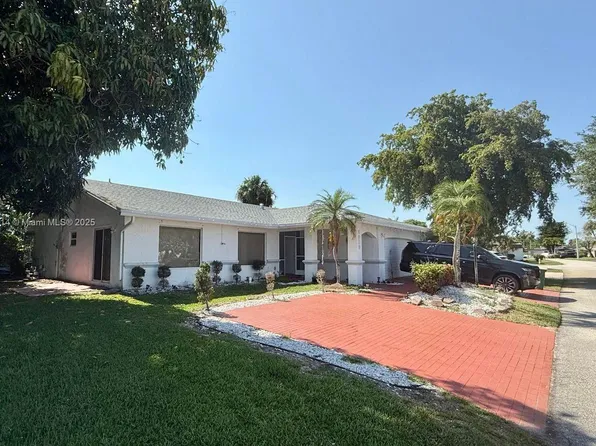 4909 Bayberry Ln, Tamarac, FL 33319