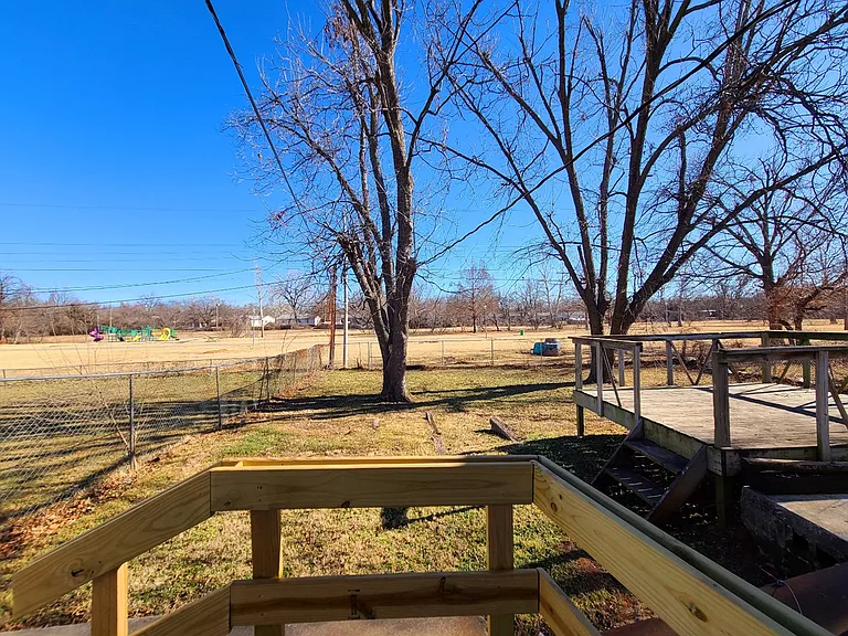 3512 N Holman Ct — Photo 41
