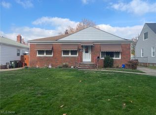 4808 Grantwood Dr, Parma, OH 44134