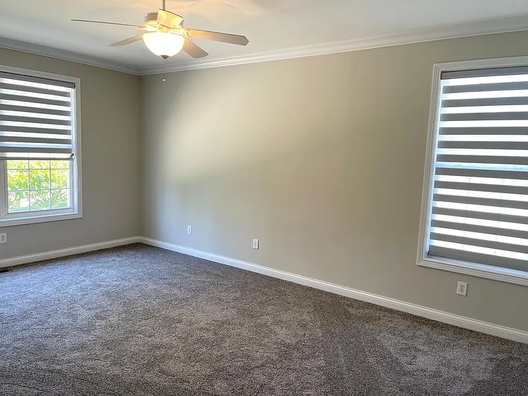 10650 Sunnys Halo Ct — Photo 9