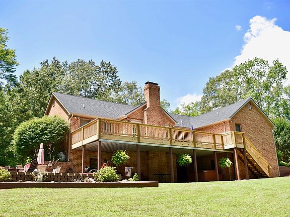 5th image of 129 Crawford Ct