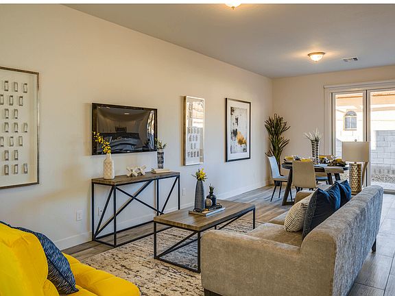 5th image of 917 W Glendale Ave #29