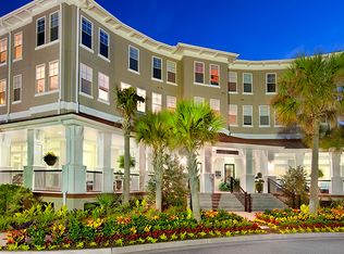 455 Seven Farms Dr #116, Charleston, SC 29492
