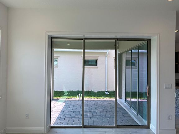 4th image of 8112 Mabury Ln