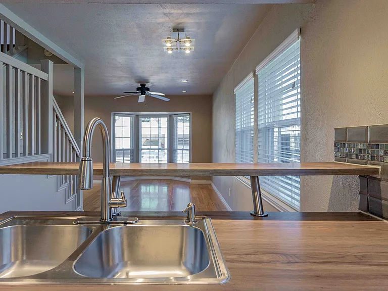 821 Pavillion St #101 — Photo 17
