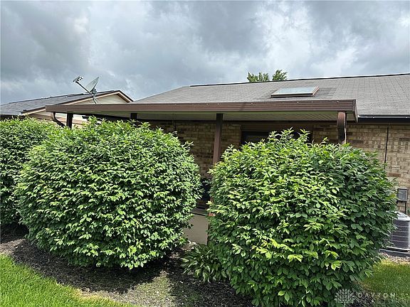 4th image of 220 Wrenwood Ct