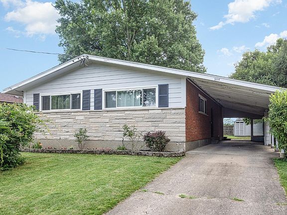3rd image of 955 Vacationland Dr