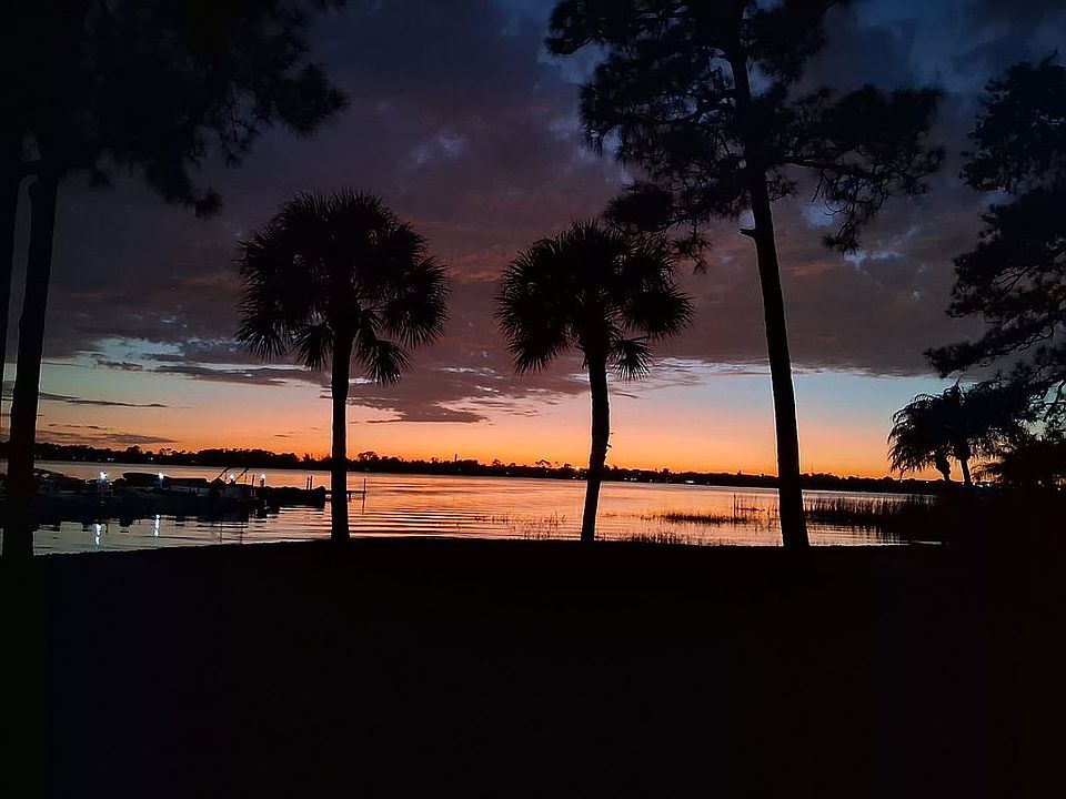 1st image of 46 Pine Aire Cir