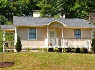 95 E Spring St, East Ellijay, GA 30540