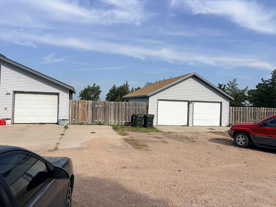 2nd image of 309 Jamel Rd