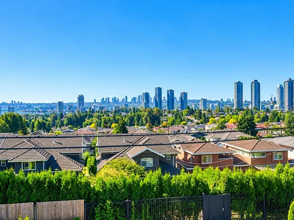 5150 Hastings St, Burnaby, BC V5B 1P6
