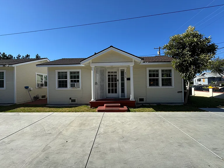 421 S Electric Ave #A — Photo 2