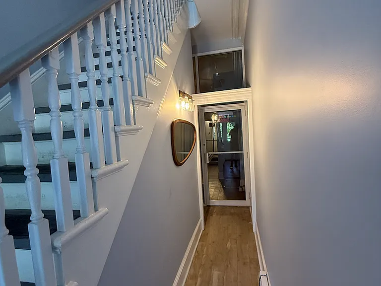 213 Partition St — Photo 11