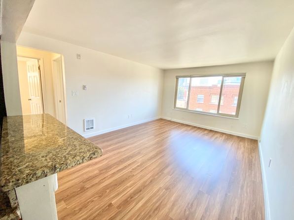 1700 Summit Ave APT 201