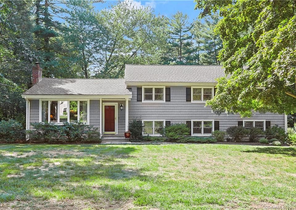 104 Nutmeg Ln, Stamford, CT 06905 Zillow