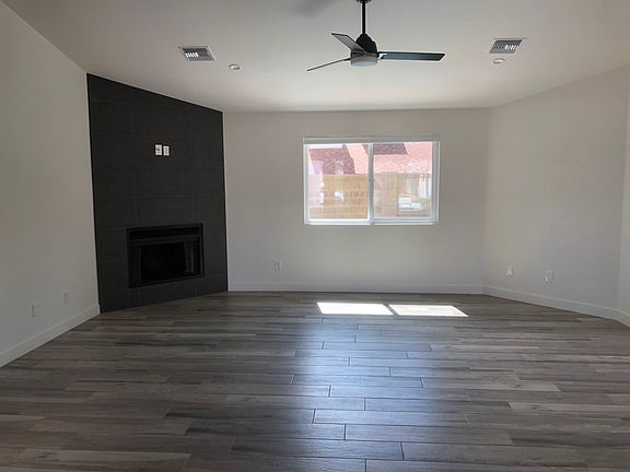 5th image of 3907 E Carol Ann Way