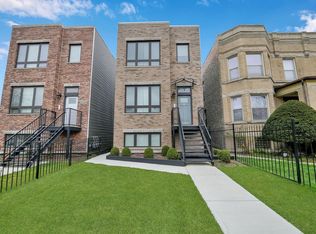5722 W Race Ave #2, Chicago, IL 60644