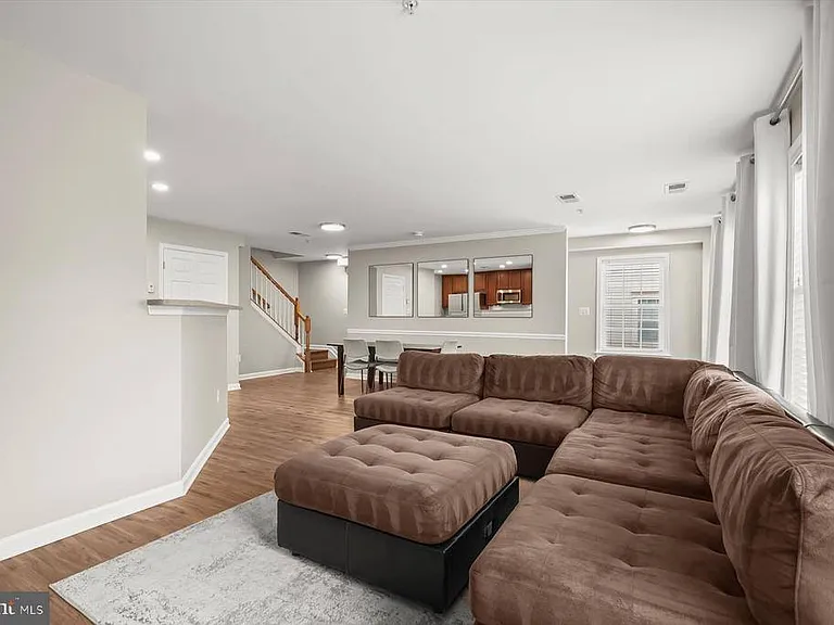 11214 Wortham Crest Cir — Photo 16