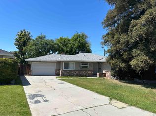 4228 E Andrews Ave, Fresno, CA 93726